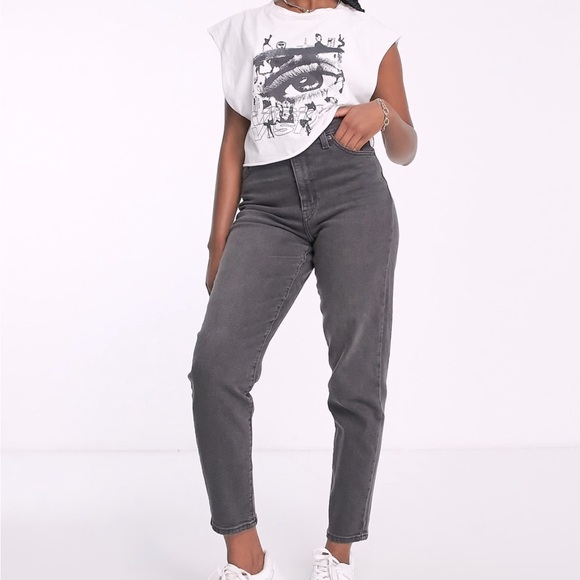 Levi’s wash black/grey mom jeans - Picture 2 of 2